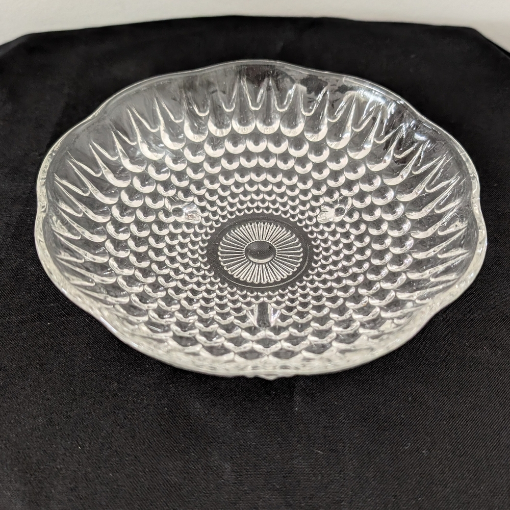 Vintage Clear Glass Small Footed Candy Dish Bowl Hobnail Scalloped 6.25"‎ Dia